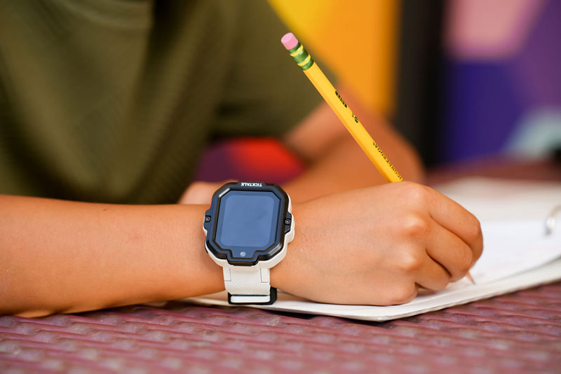 Why Screen Time & Social Media Topped Parents’ Health Concerns in 2025