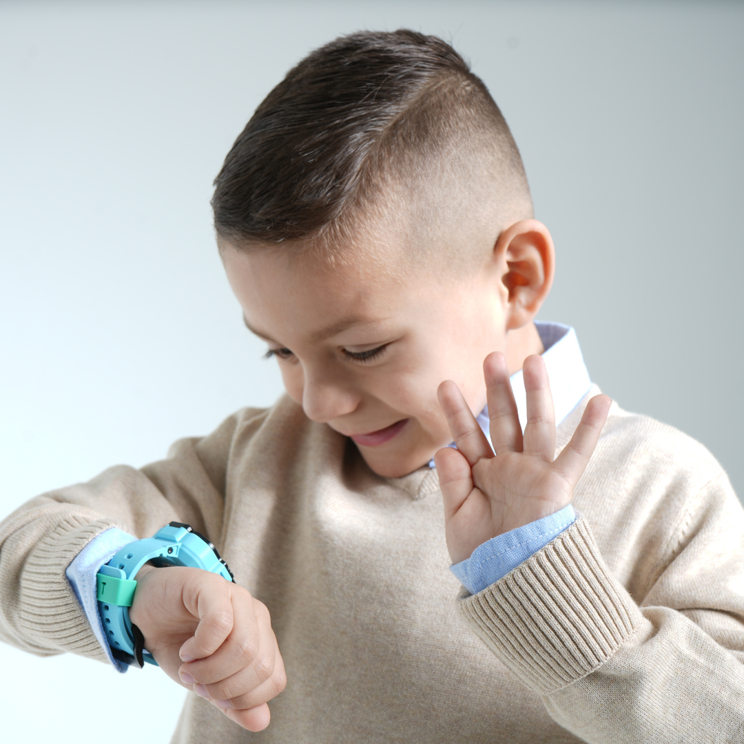 Why Smartwatches for Kids Are a Safer Choice Than Smartphones